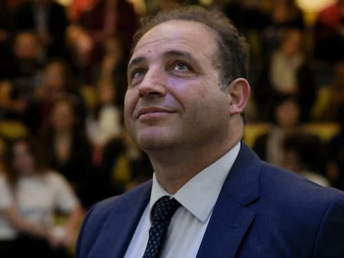 Soldi in cambio di voti e appalti: le mani del clan sul Comune. In carcere l'ex sindaco di sinistra di Giugliano