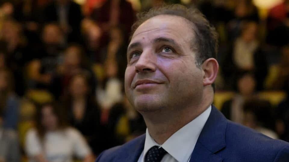 Soldi in cambio di voti e appalti: le mani del clan sul Comune. In carcere l'ex sindaco di sinistra di Giugliano