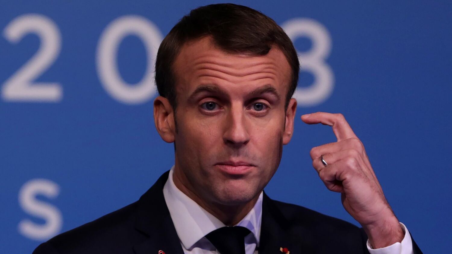 E Salvini adesso sfida Macron: "Dacci i delinquenti italiani..."