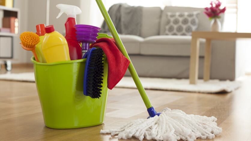 Roma, versava disinfettante sui pasti del marito. Moglie violenta denunciata