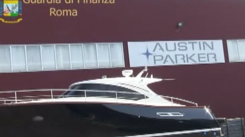 Roma, maxi evasione fiscale. Imprenditore in manette