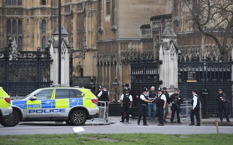 Spari al parlamento a Londra 4