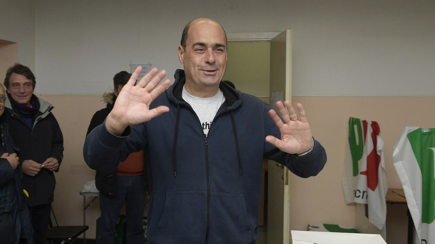 Nuovo tormentone politico: il titolo di studio di Zingaretti