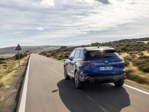 Su Renault Austral debuttano 4Control Avanced e Muti-Sense Advanced