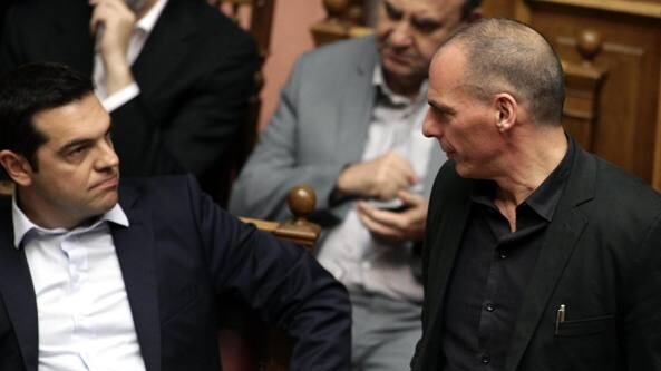 I veleni di Tsipras: "Varoufakis? Odiato Pensava ai suoi libri"