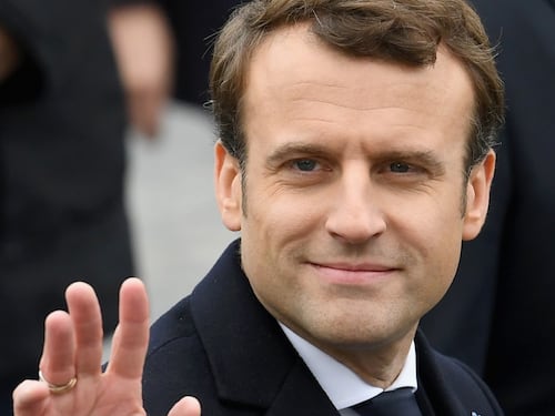 Migranti a Calais, Macron fa il duro: vuole il confine in Inghilterra