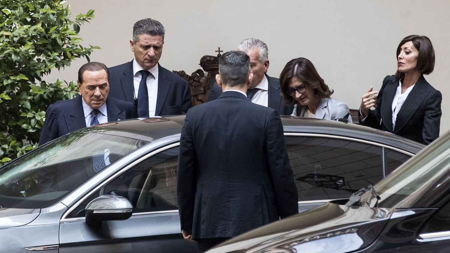 Governo, Forza Italia: "Ma quale astensione benevola. Vogliamo mani libere"