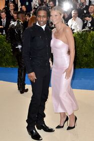 Met Gala 2017, i look più sexy 38