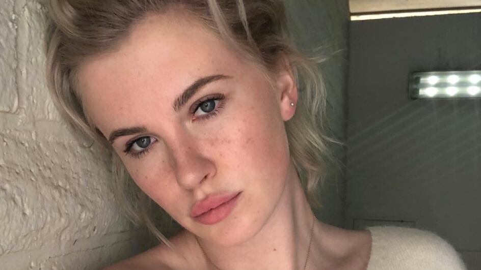 Ireland Baldwin nuda per Peta
