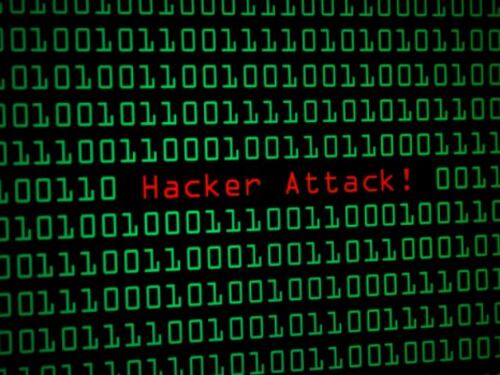 Hacker del liceo entra nella mail del capo della Cia