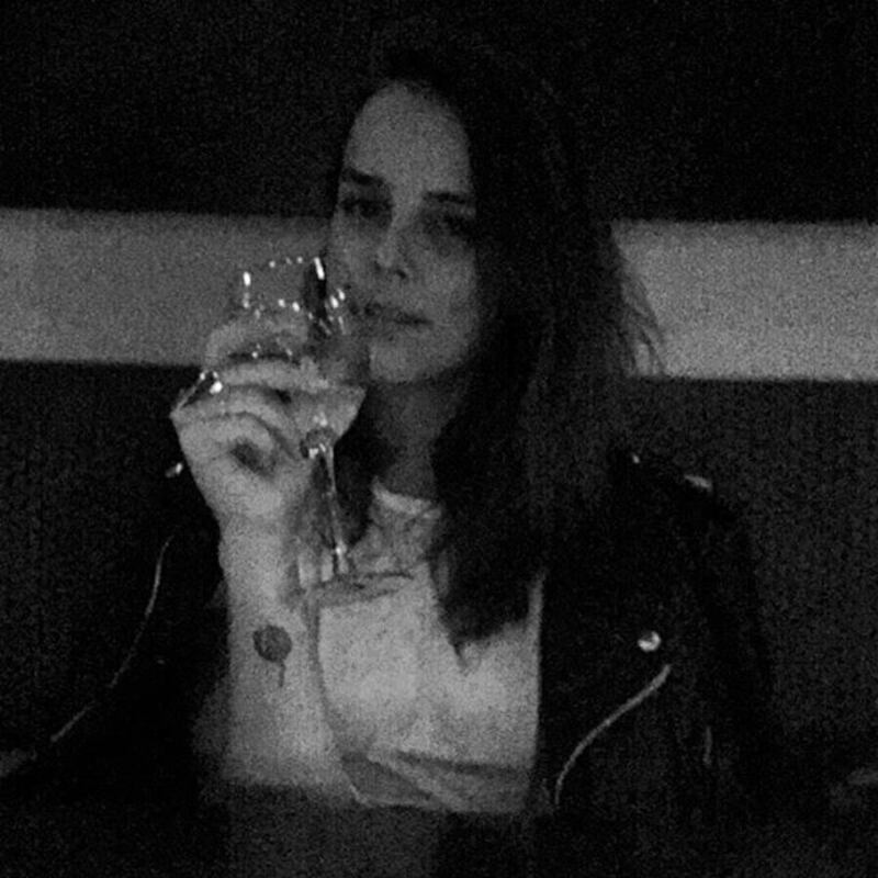 Pauline Ducruet, sexy su Instagram 15
