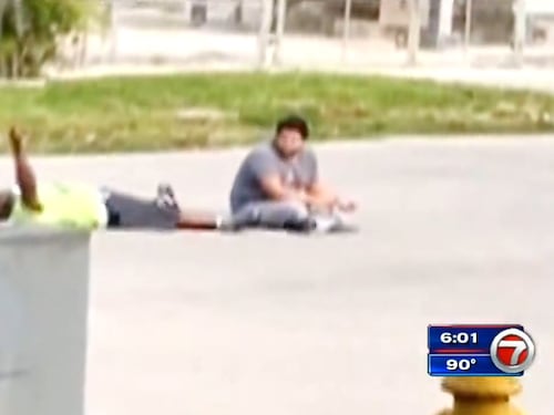 Usa, polizia spara a un nero "Stavo aiutando un autistico"