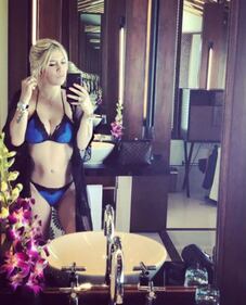 Wanda Nara bollente in una notte d'estate  4