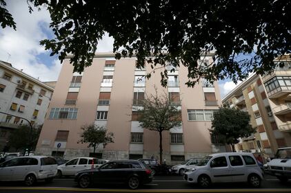 Il palazzo dove abita l'ex ministro Trenta 3