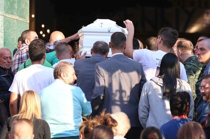 Il rione Sanità ricorda Genny, morto a 17 anni 9