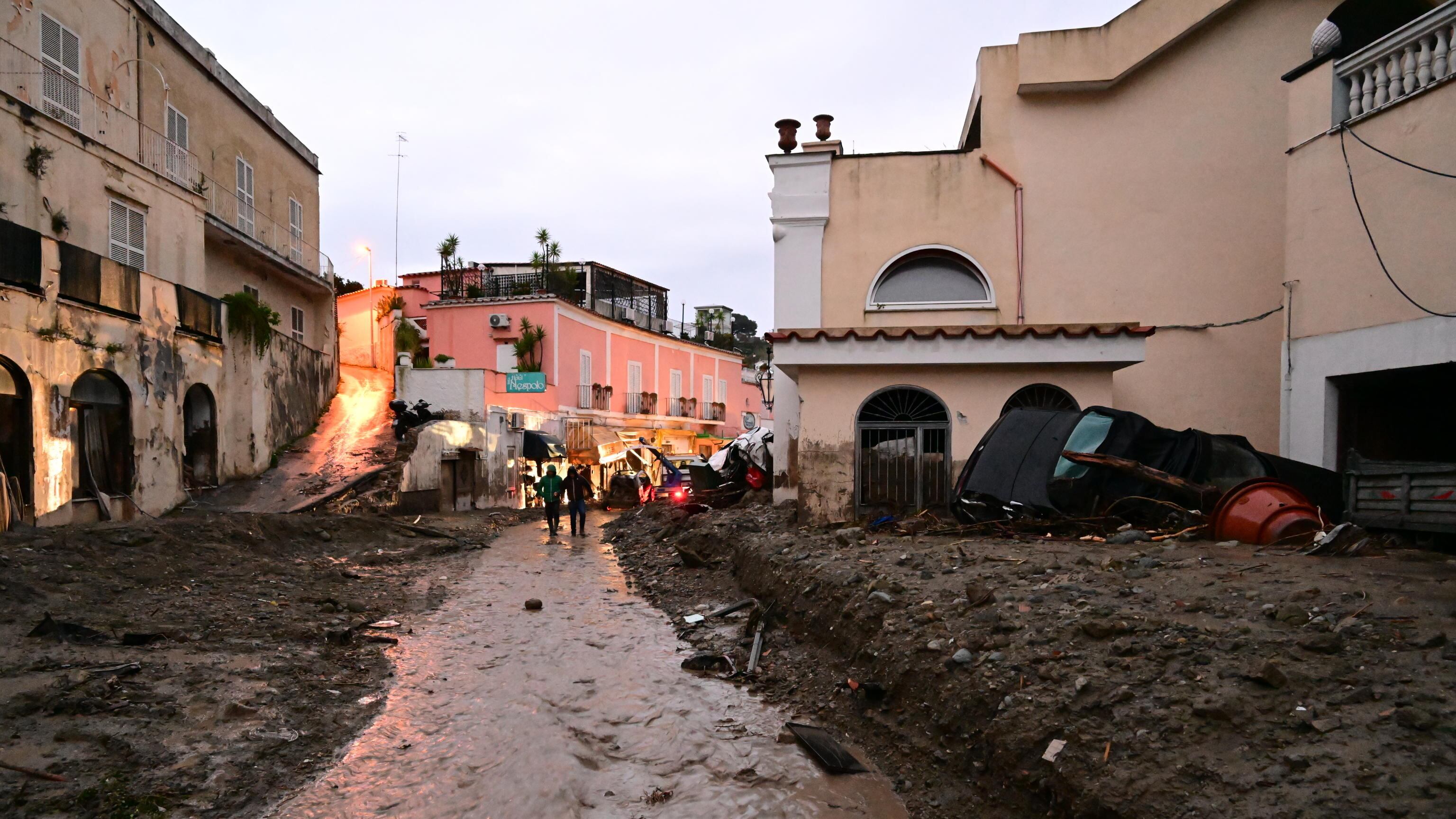 Quel condono targato Conte e i progetti esclusi dal Pnrr