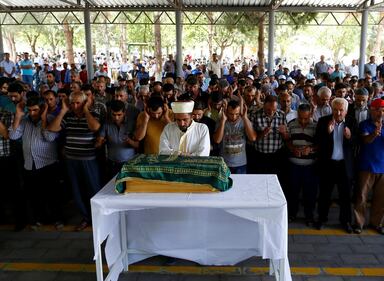 Gaziantep piange le vittime del terrorismo 16