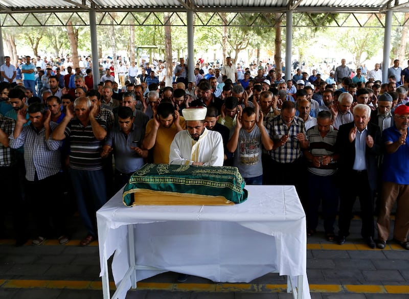 Gaziantep piange le vittime del terrorismo 16