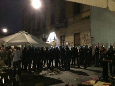 Torino, tensioni durante i controlli anti-movida della polizia 7