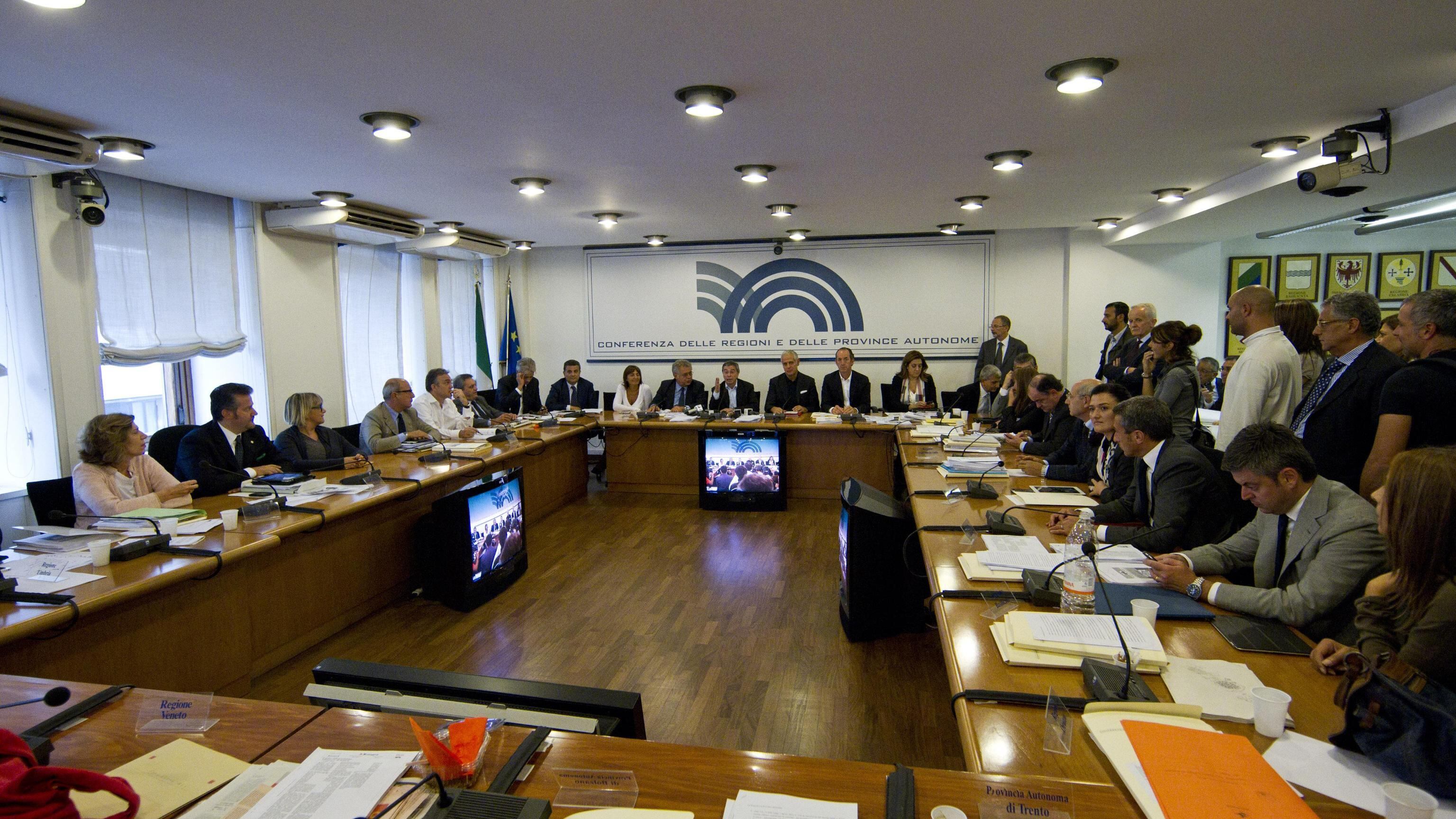 Le Province sono vive e vegete e battono ancora cassa
