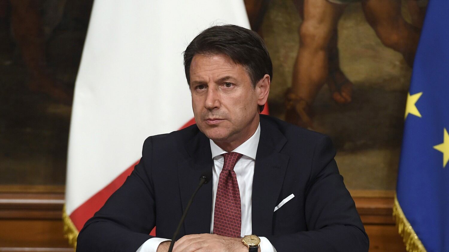 Il centrodestra inchioda Conte. L'ipotesi mozione di sfiducia