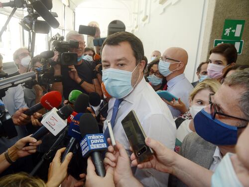 L'identikit del candidato di Milano: imprenditore, docente e filantropo