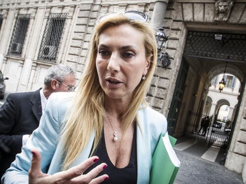Caso Geithner, Biancofiore deposita esposto in procura