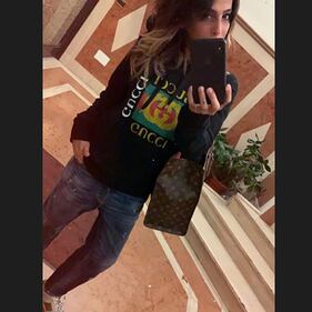 Francesca Costa si prende la scena su Instagram 10