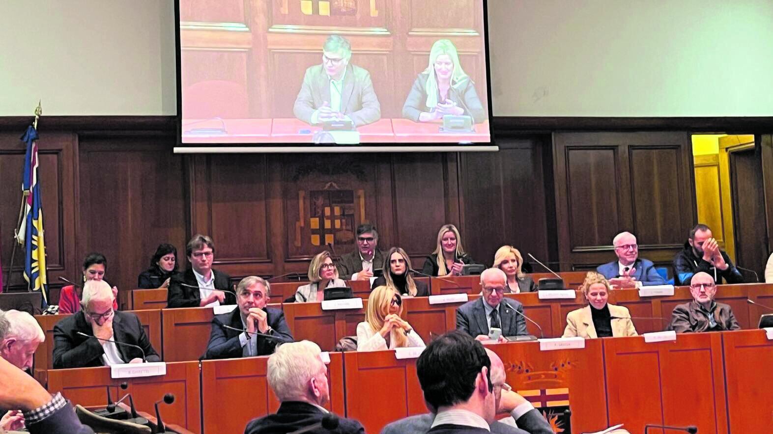 Lo sport dà valore, ma impianti vecchi e studio frenano i giovani