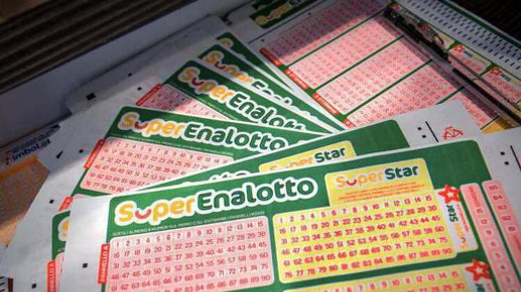 SuperEnalotto, Jackpot record: 210,5 milioni di euro