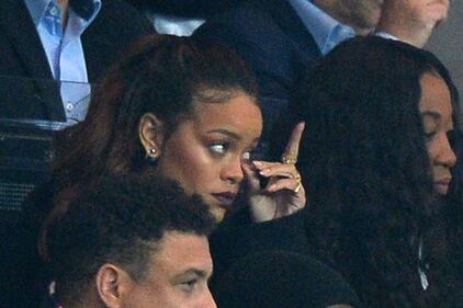 Rihanna sexy in copertina: "Sesso senza amore, mi sento vuota" 34