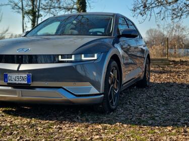 Hyundai Ioniq 5 2023: guarda le foto 6
