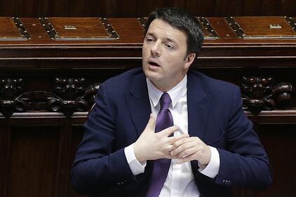 Caffè, succo, evidenziatori in bocca: le distrazioni di Matteo 3