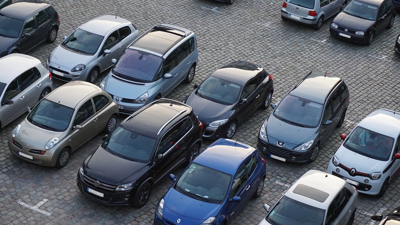 Parcheggi nei supermercati, occhio alle multe. Cosa prevede il Codice della Strada