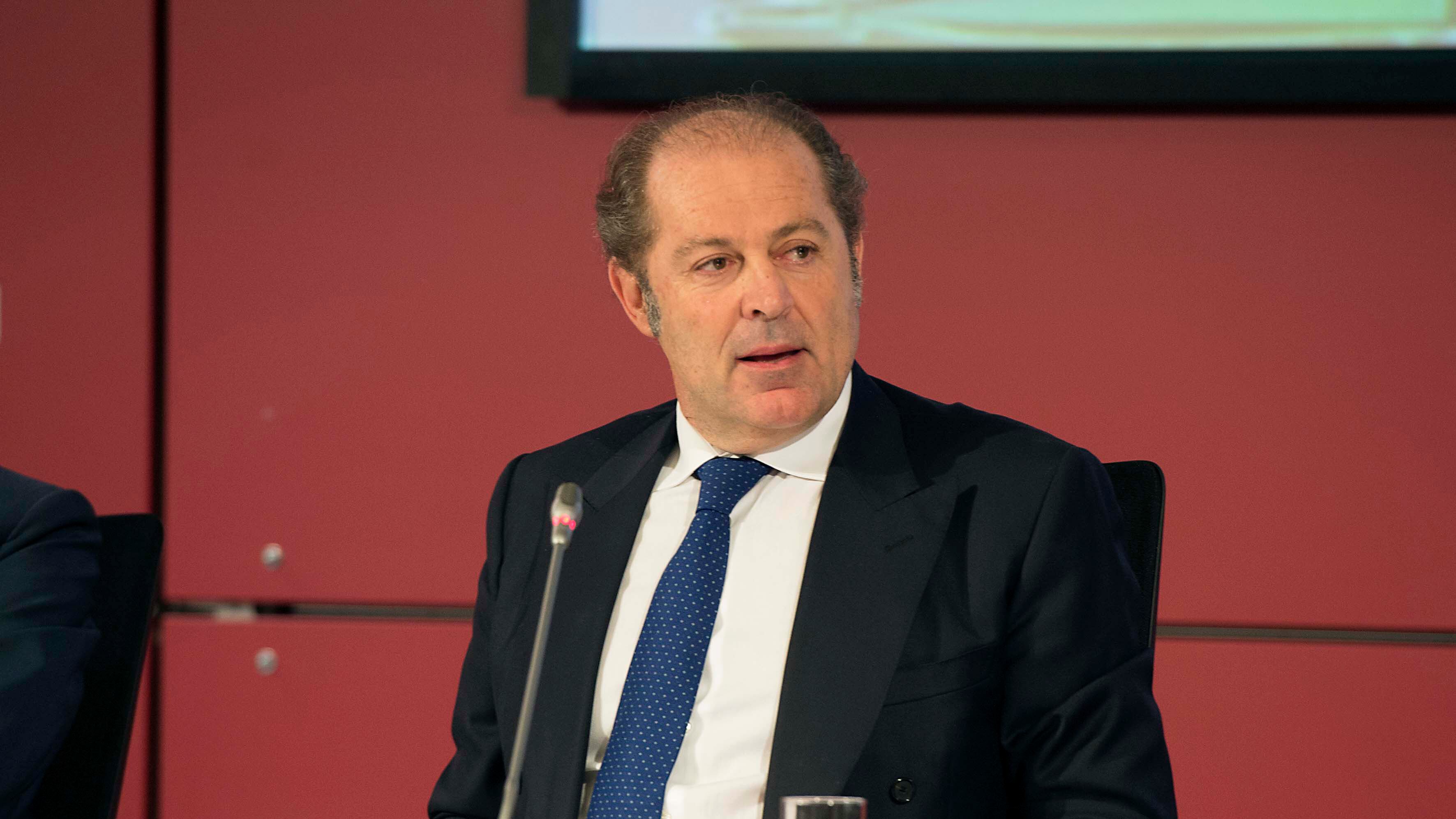 Donnet getta la spugna: addio a Generali-Natixis