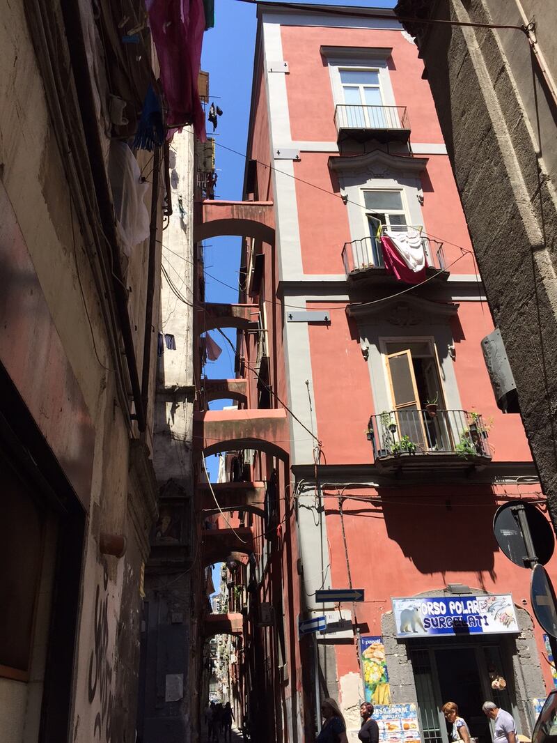Napoli, il quartiere della Forcella 4
