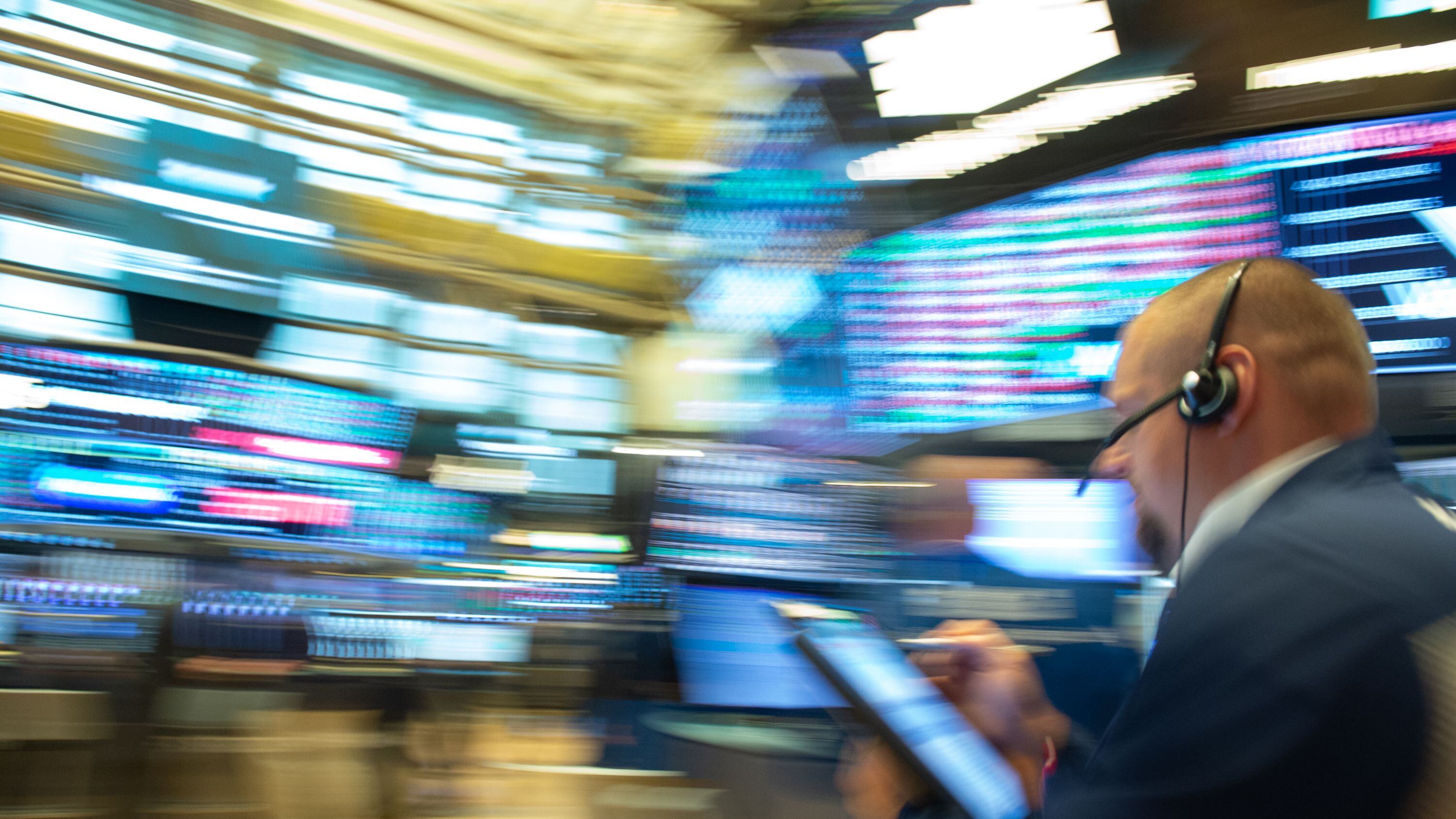 Safilo crolla in Borsa (-25%). Si inceppa il polo del Nord est