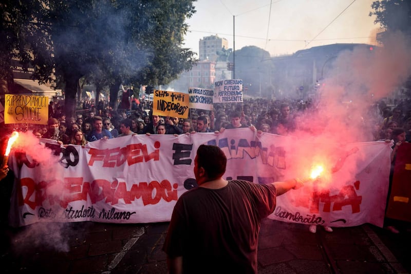 Corteo di studenti in protesta 2