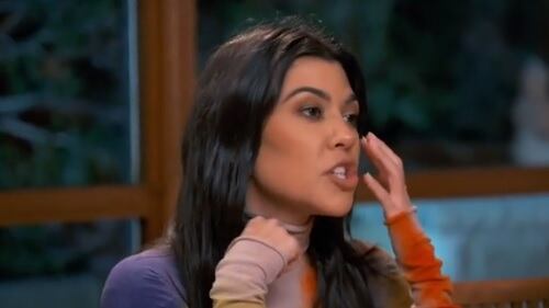 Graffi e morsi alla tate, le figlie di Kourtney e Kim Kardashian fuori controllo