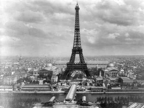 Fra le vie di Parigi, dove i fabbri sono poeti