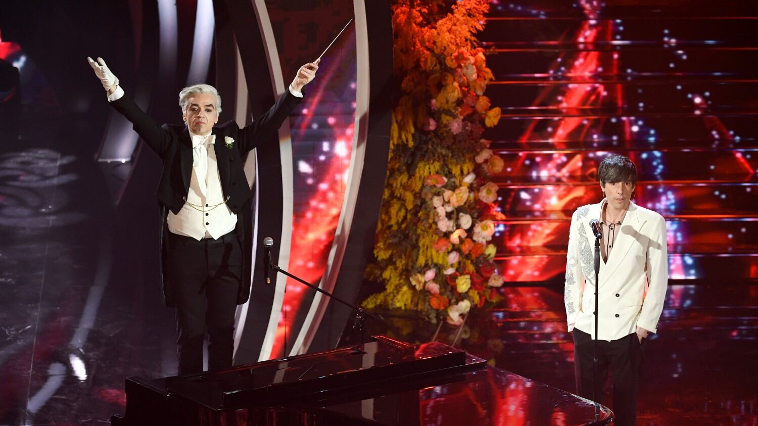 Sanremo, il racconto choc dei testimoni: "Morgan e Bugo si sono presi a morsi e sputi"