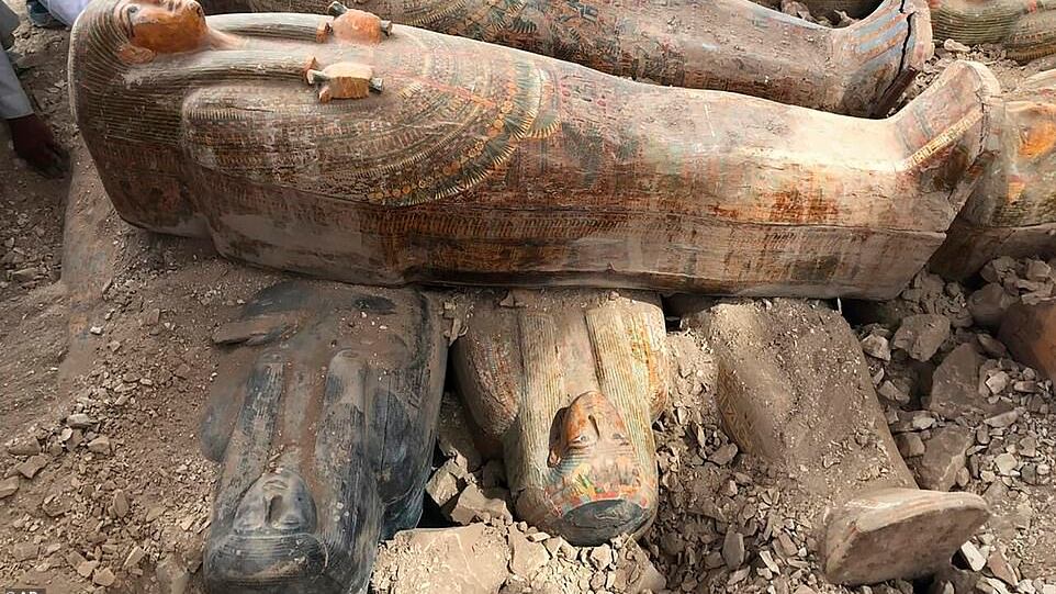 Scoperte 20 tombe egizie nell'antica Tebe: "Il più grande ritrovamento degli ultimi anni"