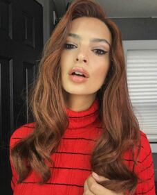 Emily Ratajkowski, hot con l'asciugamano 5