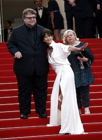 Sophie Marceau, seno perfetto sotto il tubino nero 12