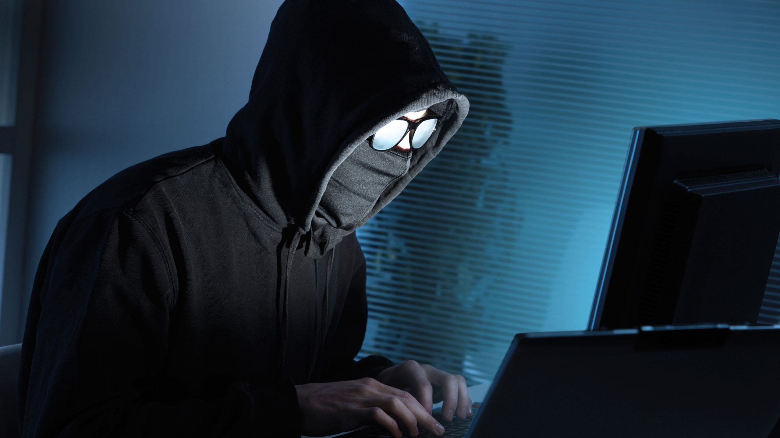 Falsi aggiornamenti per il bug CrowdStrike: così cancellano tutti i dati del tuo computer