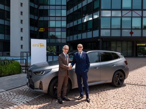Biocarburanti e mobilità elettrica, nasce l’asse Bmw Italia - Eni
