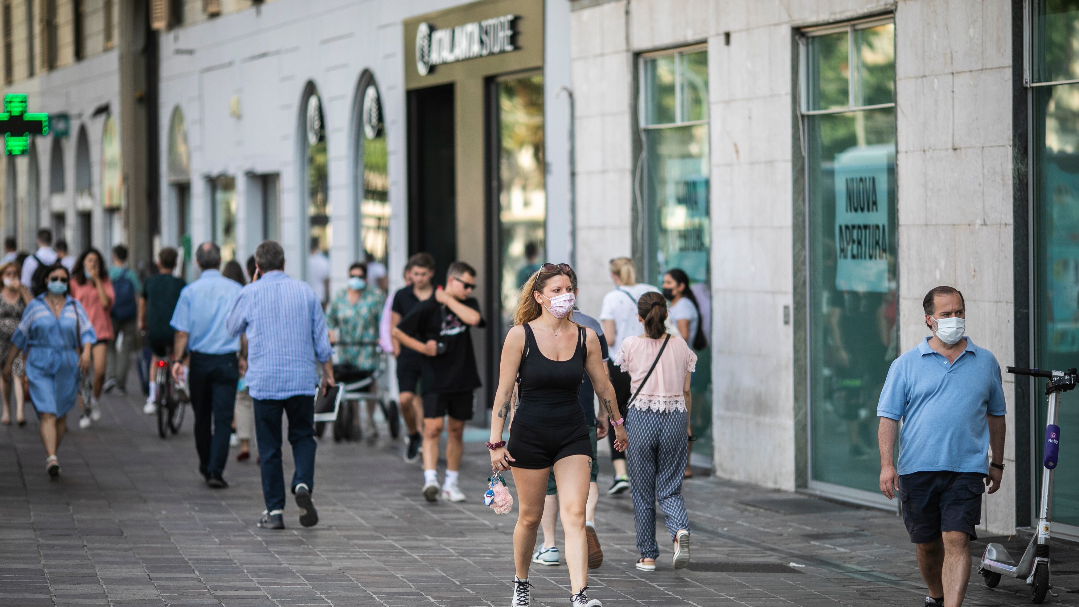 Spunta la variante Epsilon: "Resiste agli anticorpi dei vaccini"