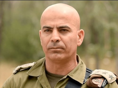 "È a Roma, l'Italia lo arresti". La richiesta della Ong belga contro il generale israeliano