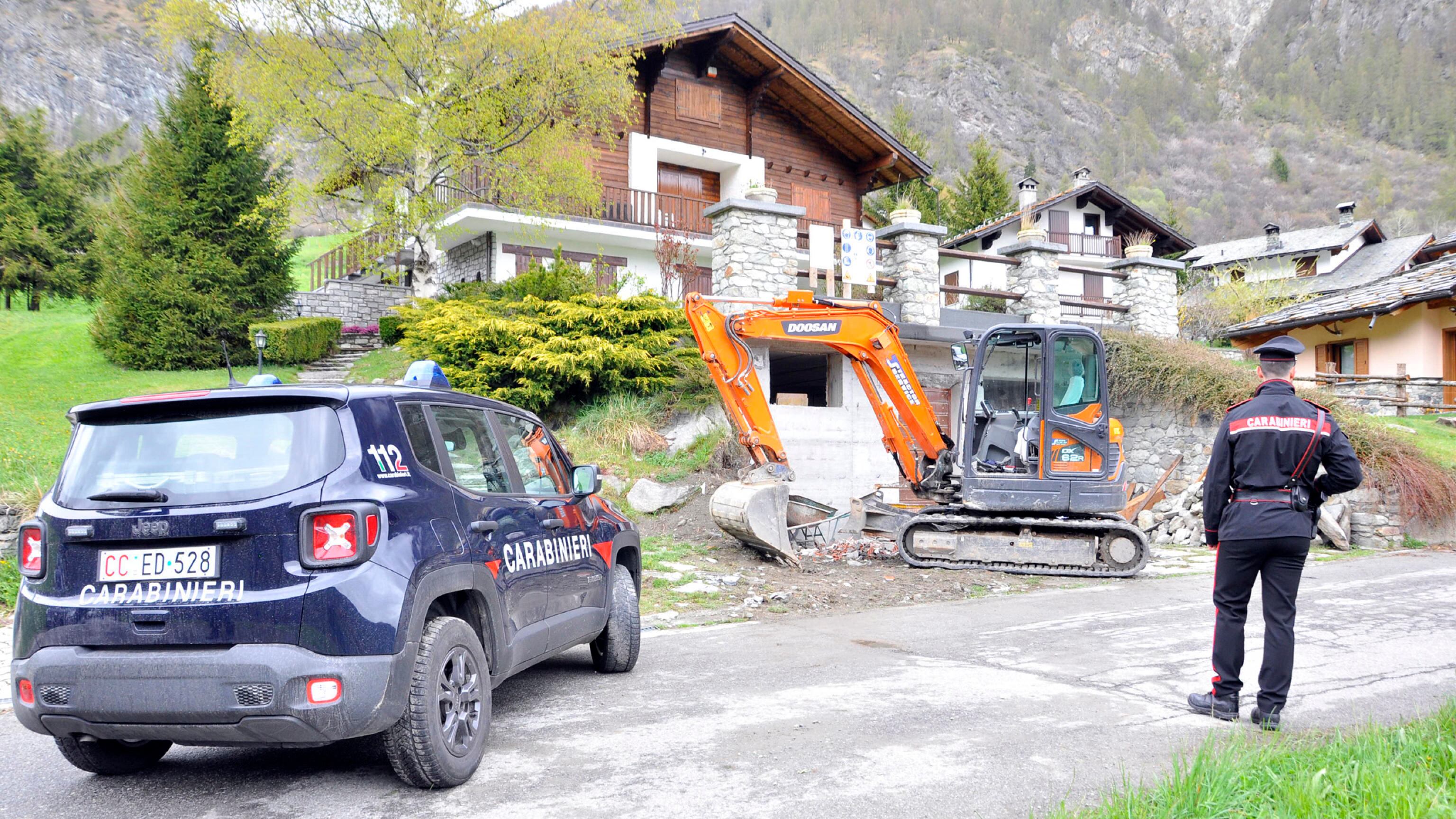 Operaio muore sul lavoro nella casa della Cartabia