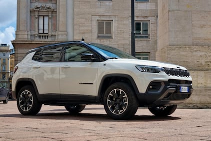 Jeep Compass 4XE, guarda tutte le foto della nostra prova 6